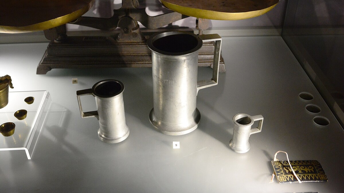 Verre doseur de cuisine pour convertir 50 cl en 500 ml