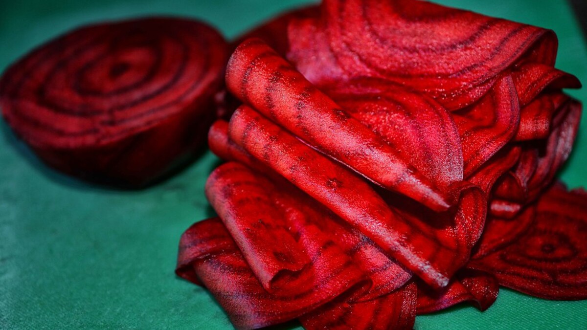 Betterave rouge cuite et tranchée pour illustrer les temps de cuisson